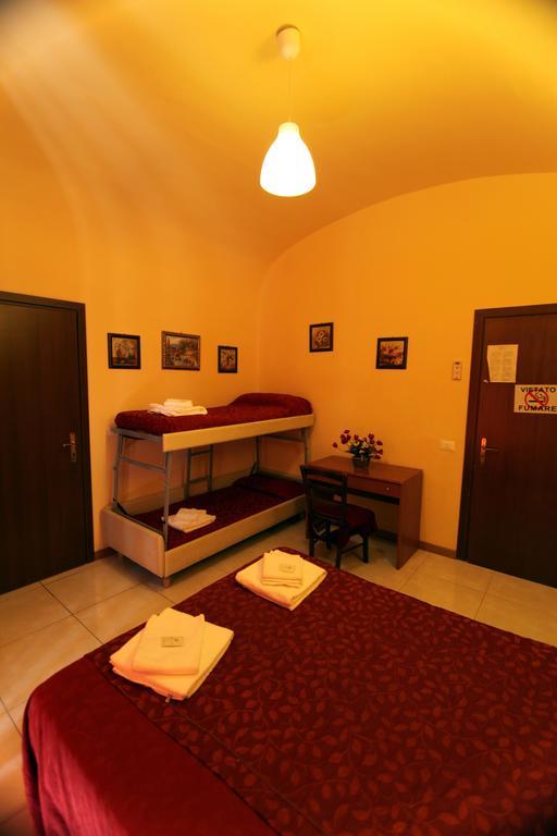 Hostel Pink Floyd Roma Eksteriør bilde