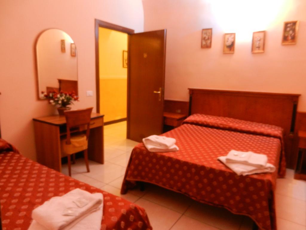 Hostel Pink Floyd Roma Eksteriør bilde