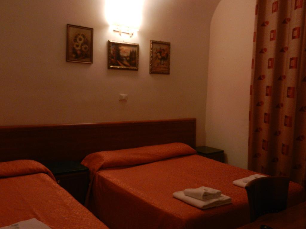 Hostel Pink Floyd Roma Eksteriør bilde