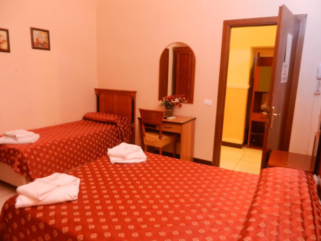 Hostel Pink Floyd Roma Eksteriør bilde